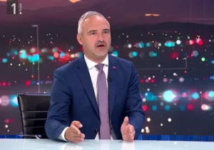 Cigler Kralj za ukinitev aktivističnih zakonov